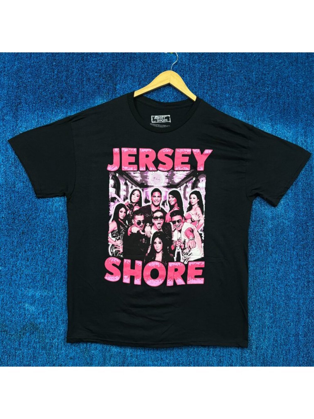MTV Jersey Shore Cast Graphic T-Shirt Size Extra Large